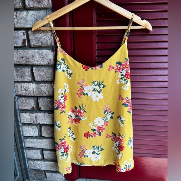 Pink Republic Tops - Women’s medium Pink Republic Floral Yellow tank top